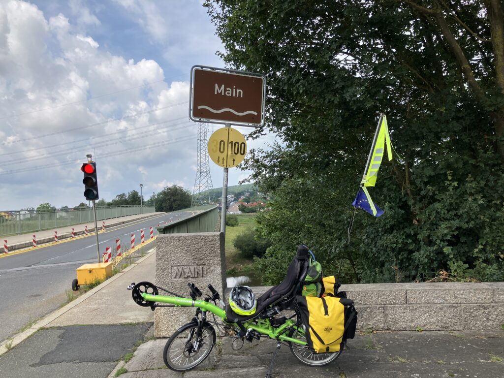 Brücke über den Main bei Hallstadt (Bild: Klaus Dapp)