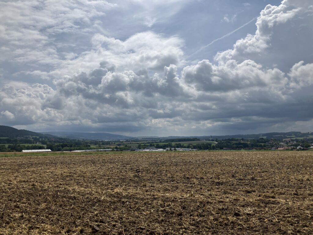 Gewitterwolken bei Himelkron (Bild: Klaus Dapp)