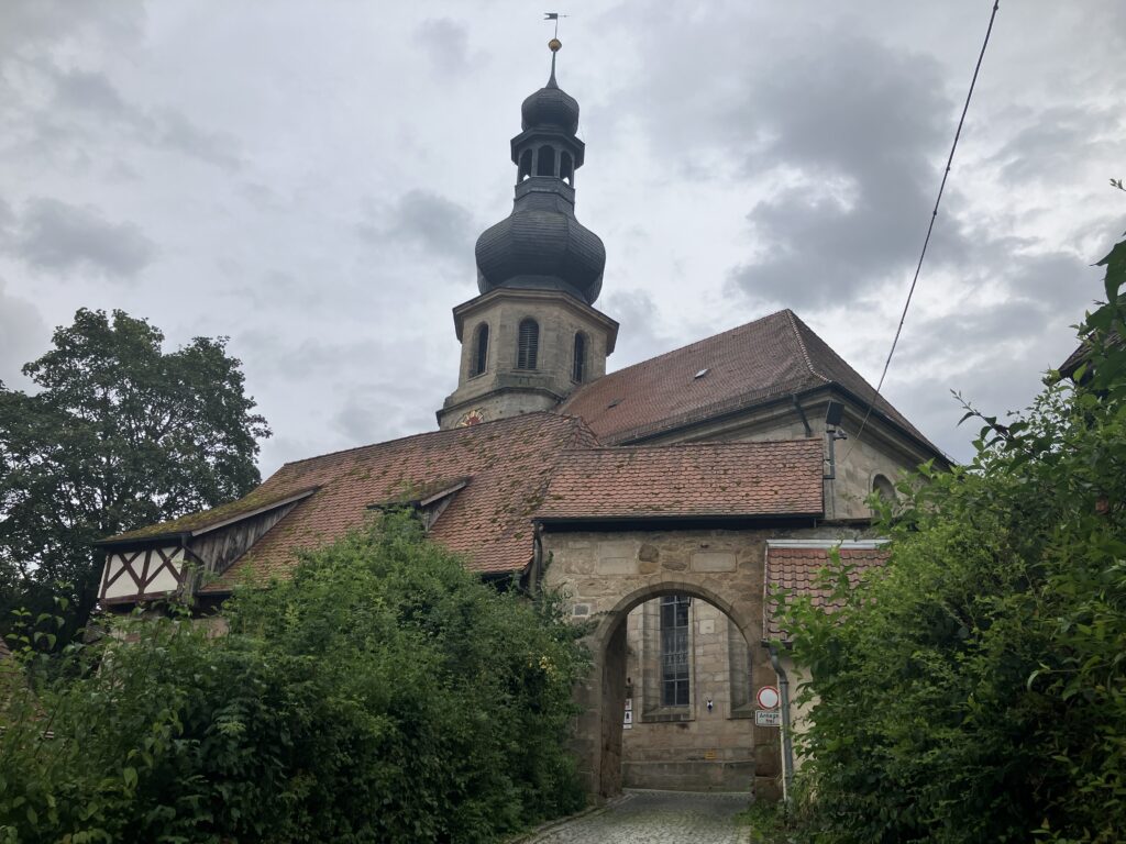 Evangelische Kirche St. Johannes (Bild: Klaus Dapp)