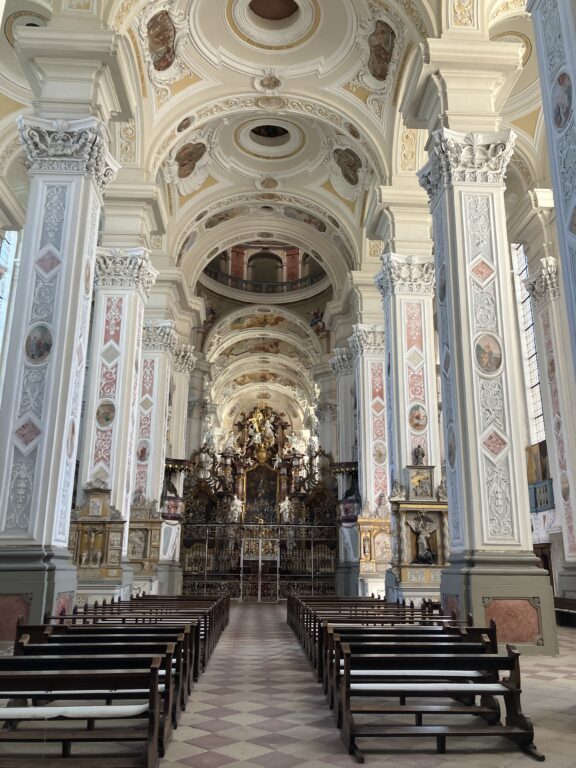 Chorraum der Klosterkirche des Kloster Schöntals (Bild: Klaus Dapp)