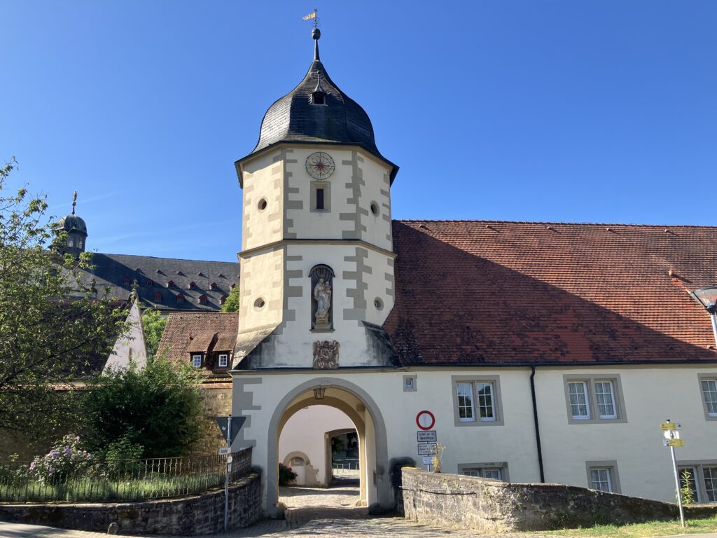 Eingang zum Kloster Schöntal (Bild: Klaus Dapp)