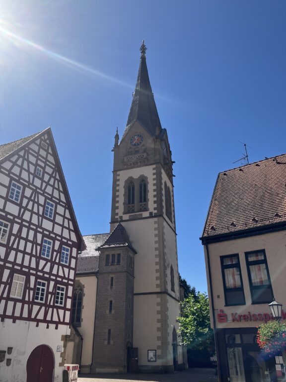 Evangelische Stadtkirche in Möckmühl (Bild: Klaus Dapp)